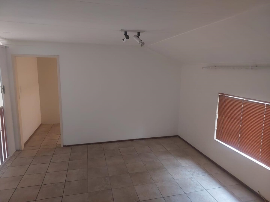 3 Bedroom Property for Sale in Val de Grace Gauteng