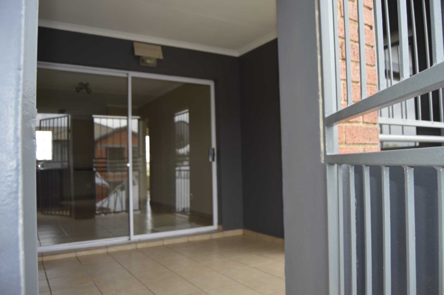 2 Bedroom Property for Sale in Birchleigh Gauteng