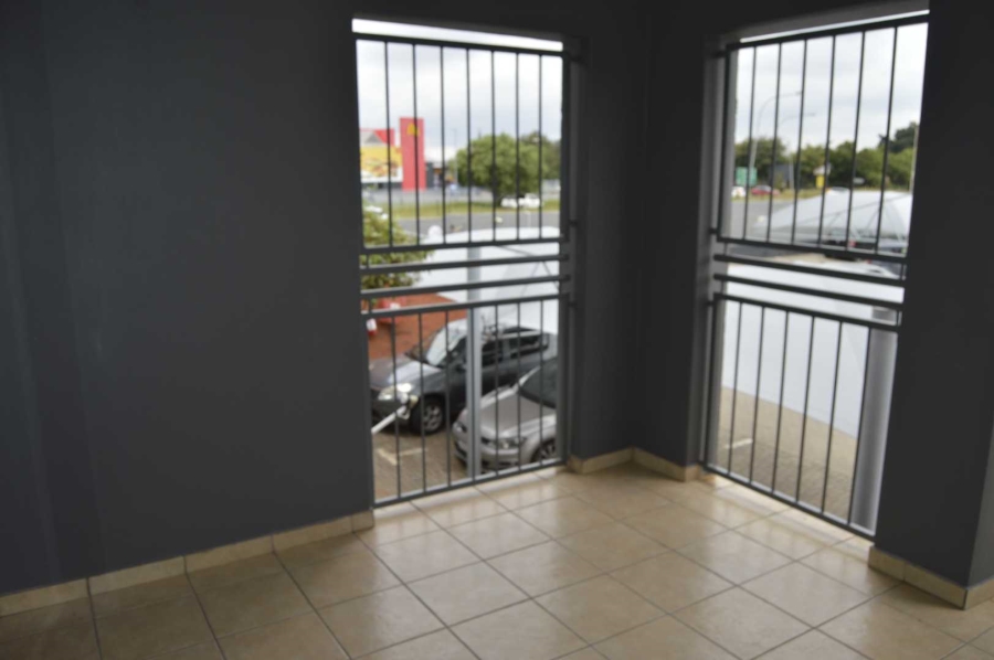 2 Bedroom Property for Sale in Birchleigh Gauteng