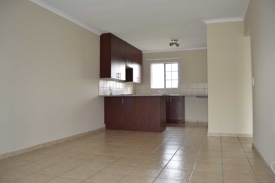 2 Bedroom Property for Sale in Birchleigh Gauteng