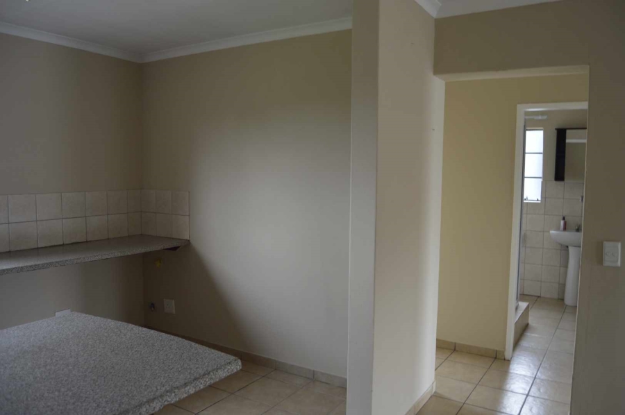 2 Bedroom Property for Sale in Birchleigh Gauteng