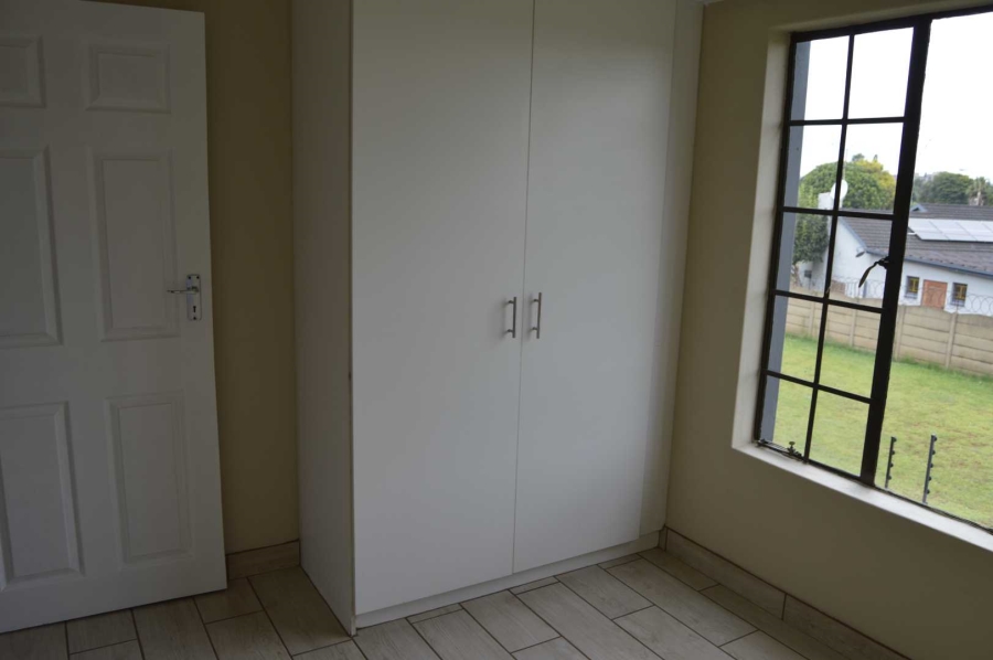 2 Bedroom Property for Sale in Birchleigh Gauteng