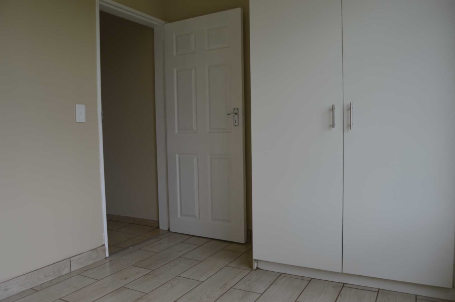 2 Bedroom Property for Sale in Birchleigh Gauteng