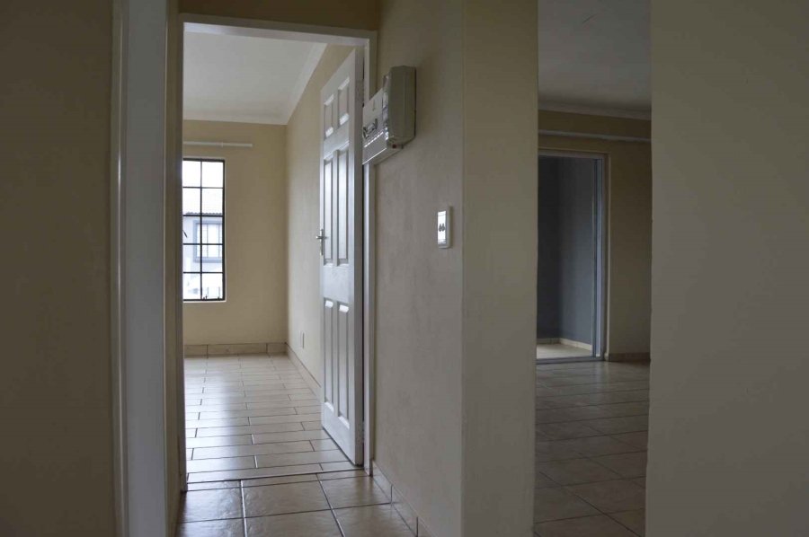 2 Bedroom Property for Sale in Birchleigh Gauteng