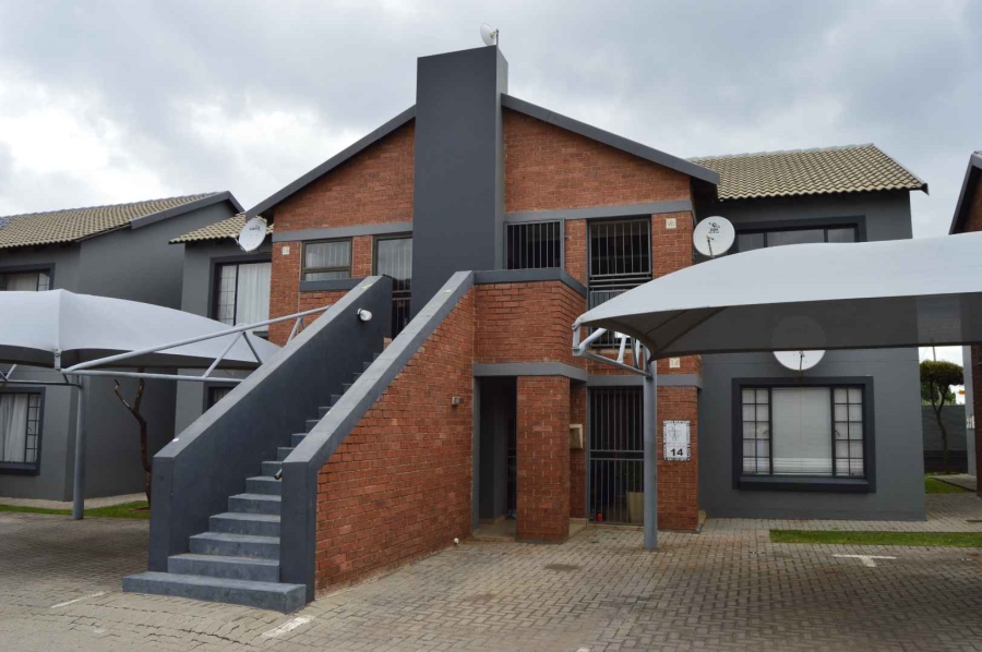 2 Bedroom Property for Sale in Birchleigh Gauteng
