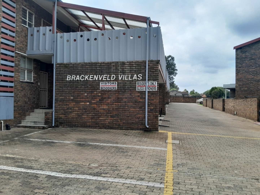 3 Bedroom Property for Sale in Brackendowns Gauteng