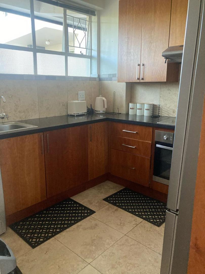 To Let 1 Bedroom Property for Rent in Illovo Gauteng