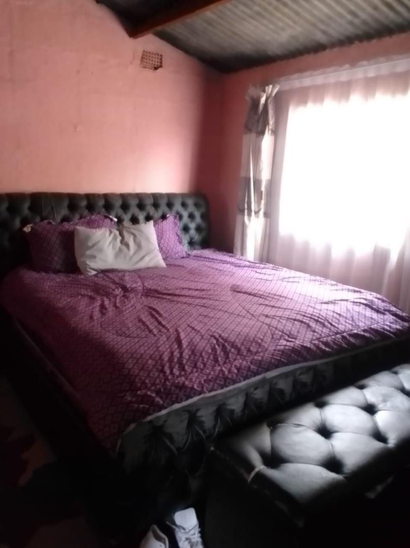 2 Bedroom Property for Sale in Tokoza Gauteng