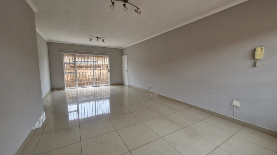 3 Bedroom Property for Sale in New Redruth Gauteng