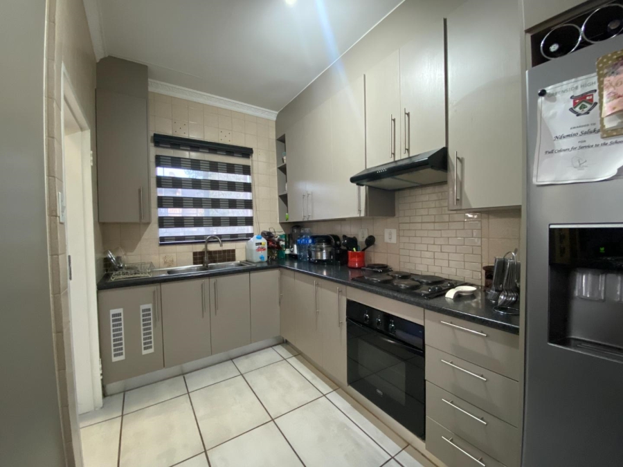 3 Bedroom Property for Sale in Groblerpark Ext 9 Gauteng