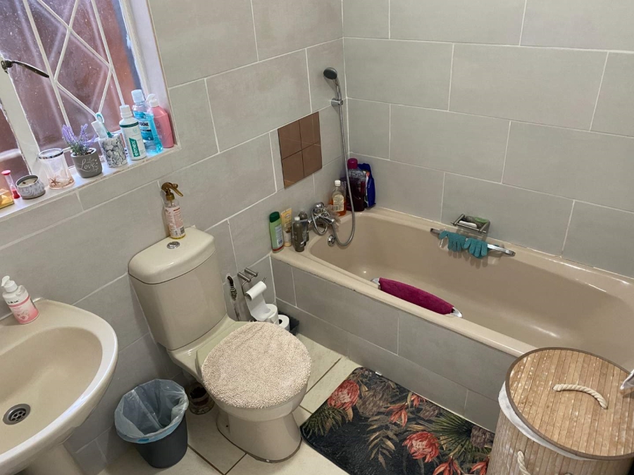 3 Bedroom Property for Sale in Groblerpark Ext 9 Gauteng