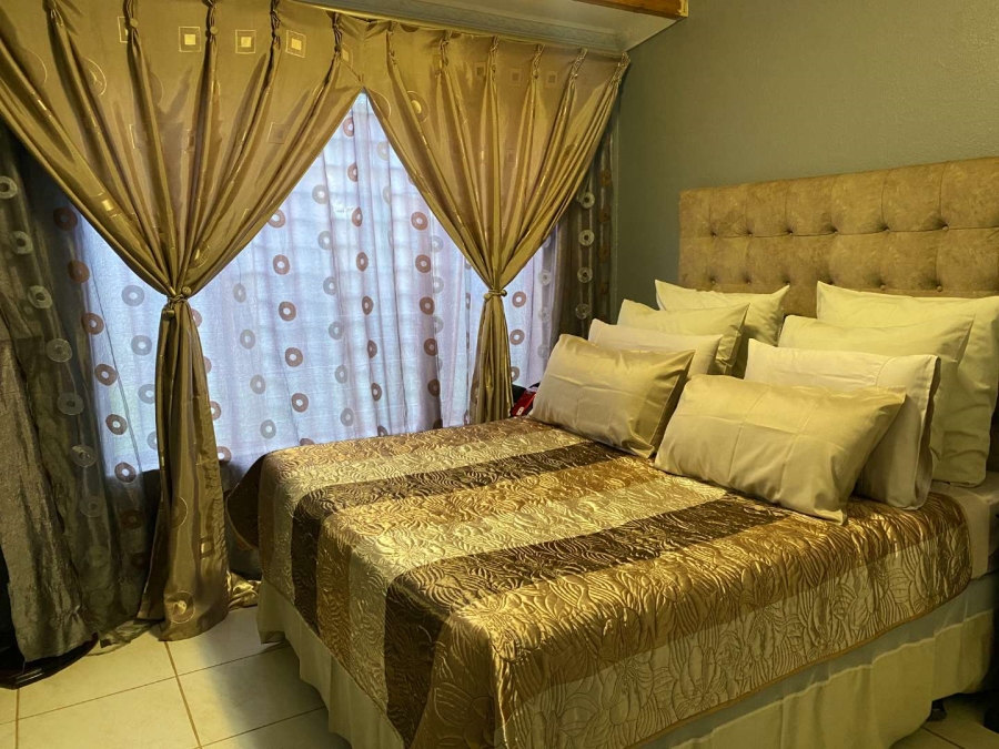 3 Bedroom Property for Sale in Groblerpark Ext 9 Gauteng