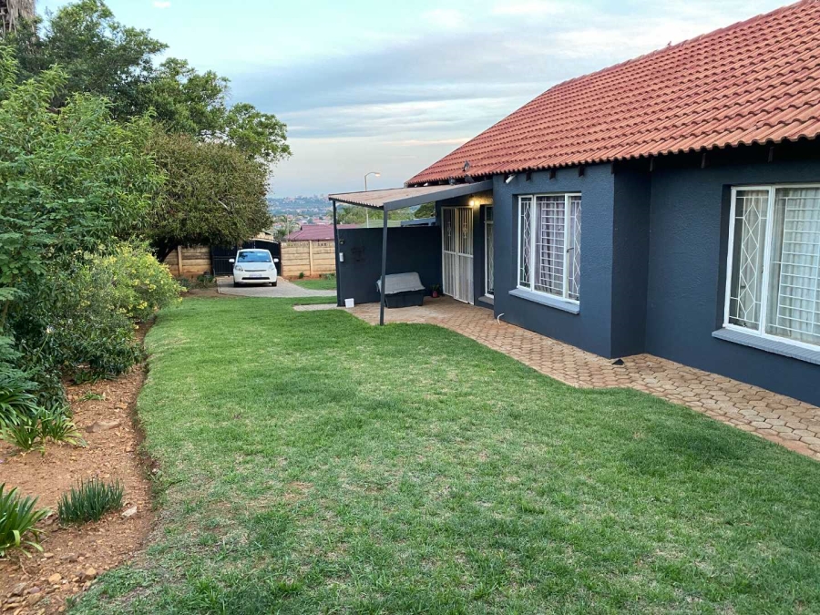 3 Bedroom Property for Sale in Groblerpark Ext 9 Gauteng
