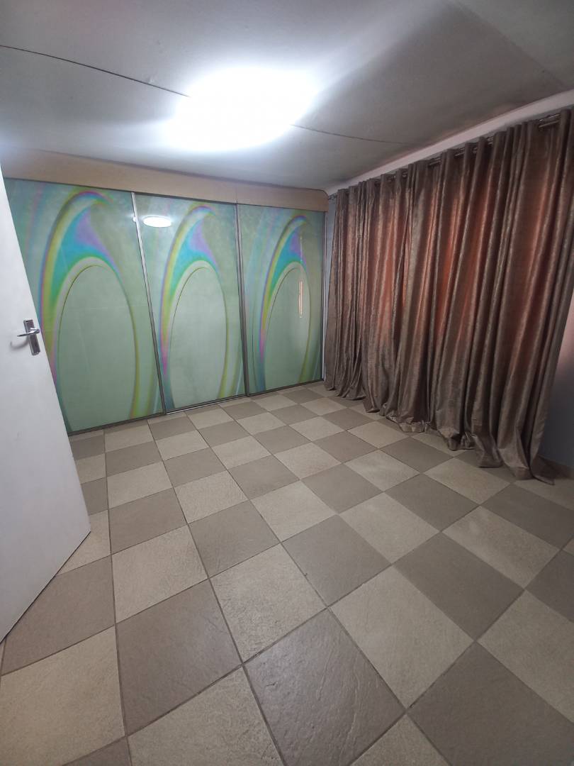 3 Bedroom Property for Sale in Bakerton Gauteng