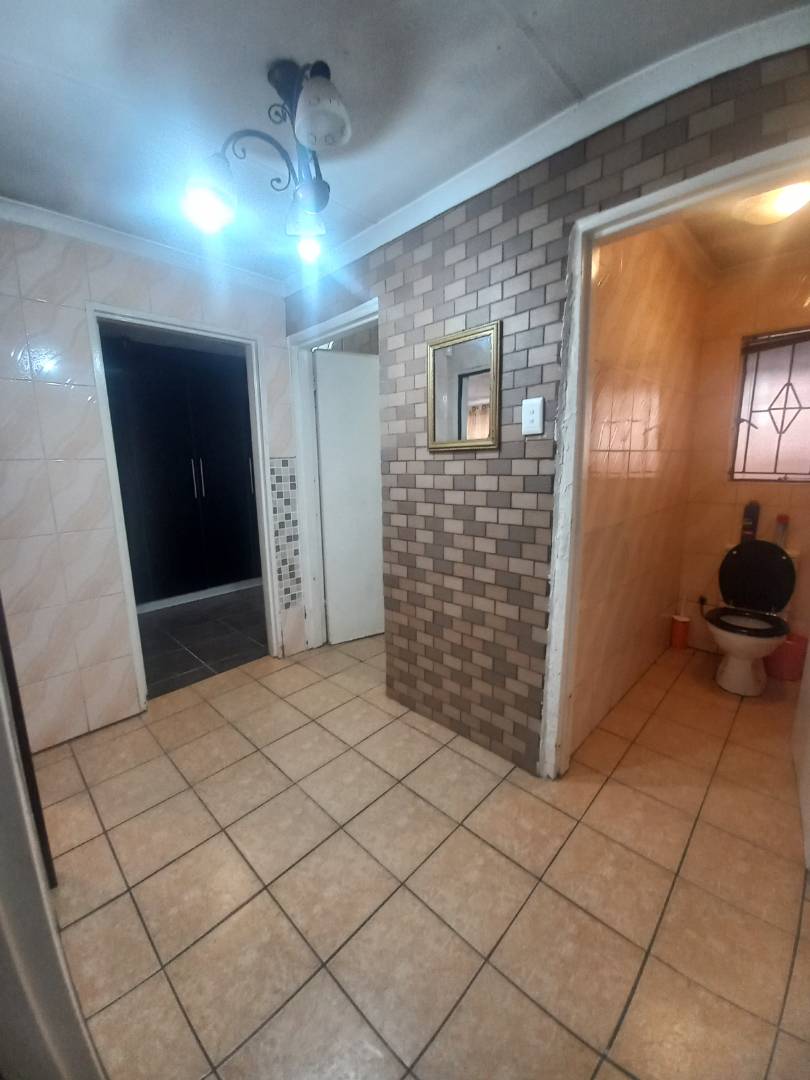 3 Bedroom Property for Sale in Bakerton Gauteng