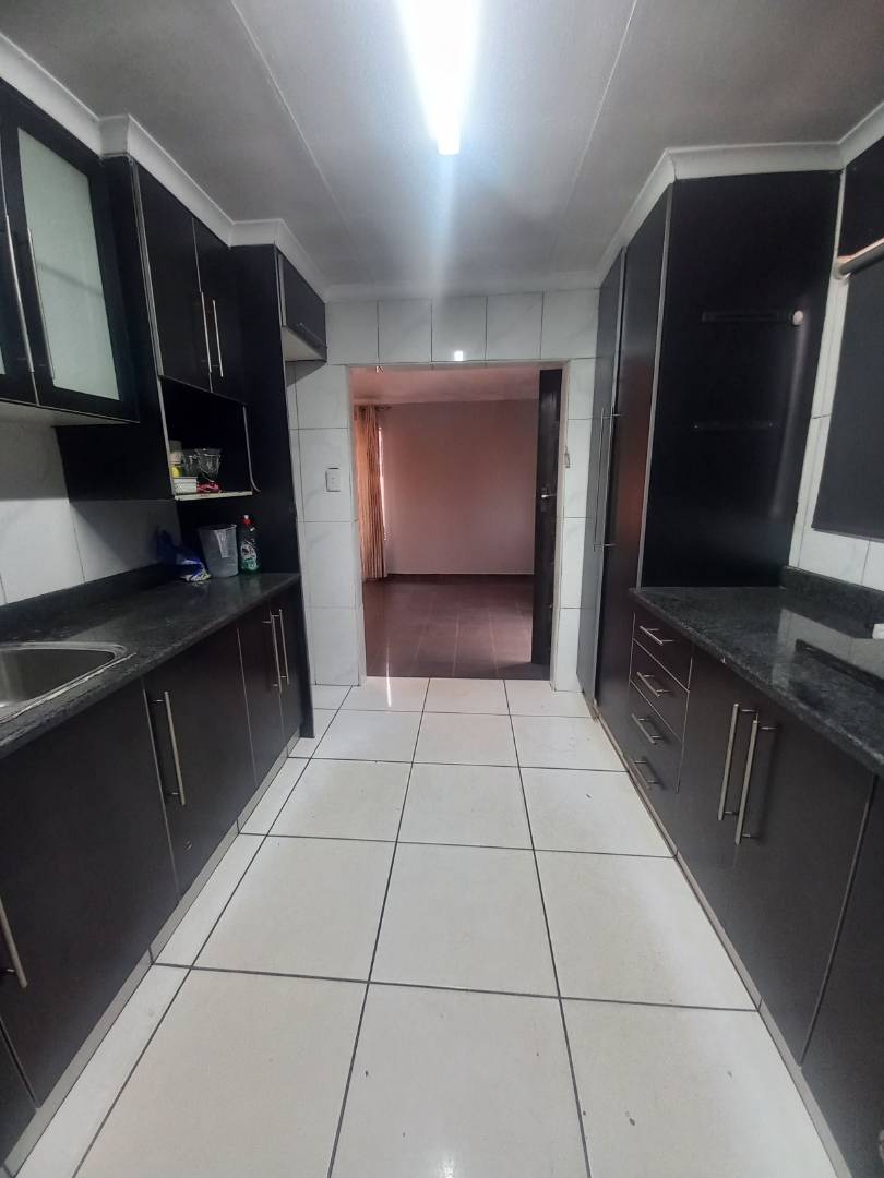 3 Bedroom Property for Sale in Bakerton Gauteng