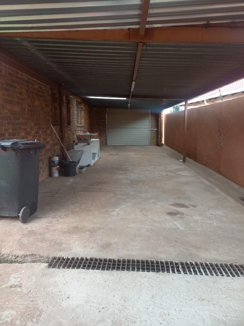 3 Bedroom Property for Sale in Bakerton Gauteng