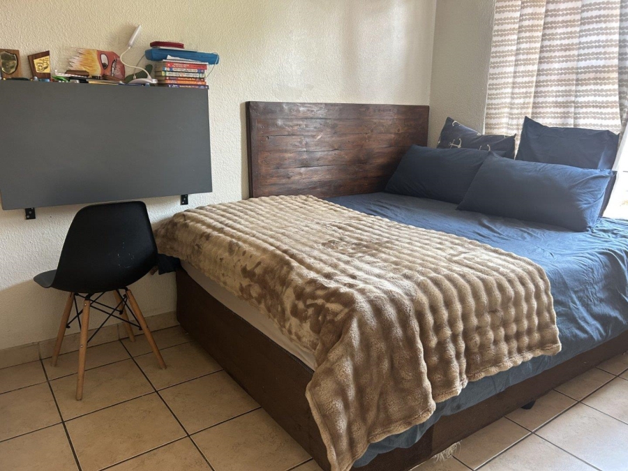 To Let 4 Bedroom Property for Rent in Glen Marais Gauteng