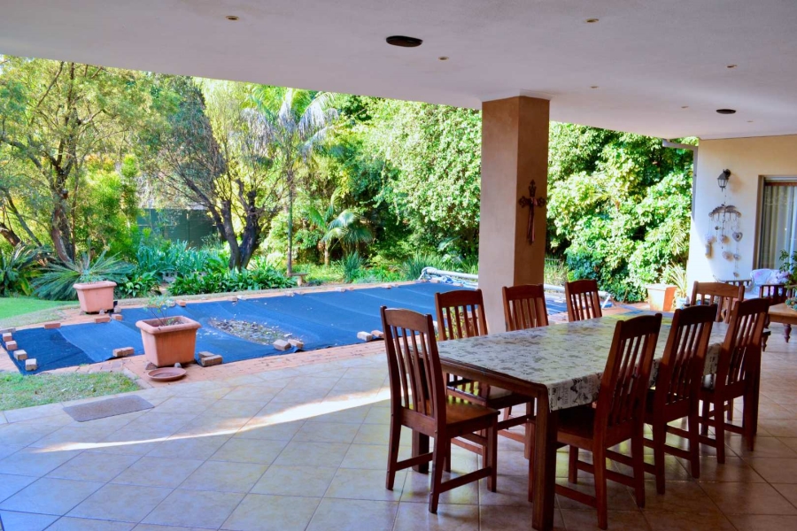 4 Bedroom Property for Sale in Ashlea Gardens Gauteng