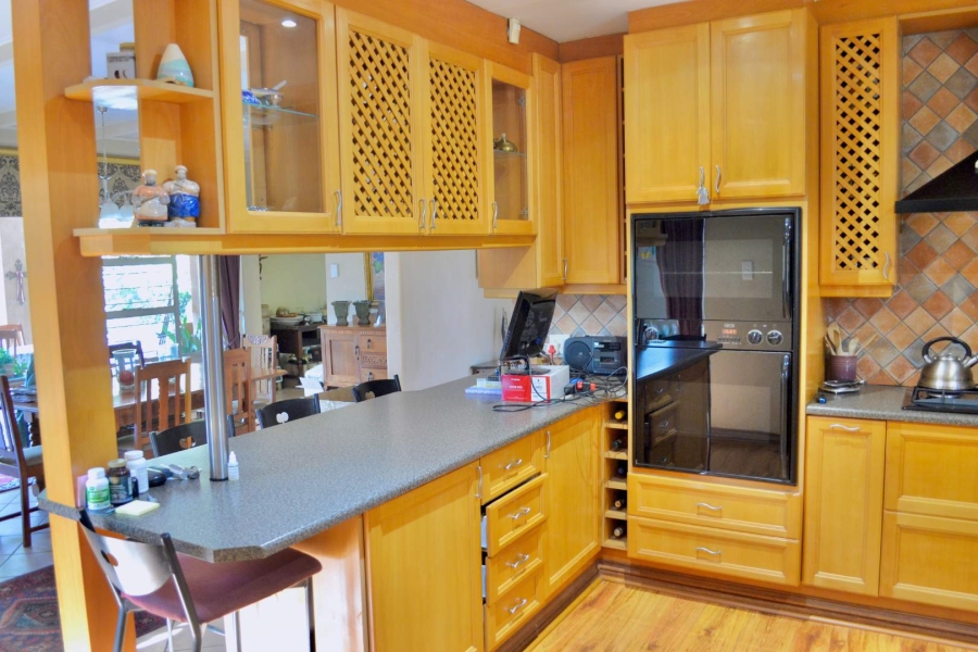 4 Bedroom Property for Sale in Ashlea Gardens Gauteng