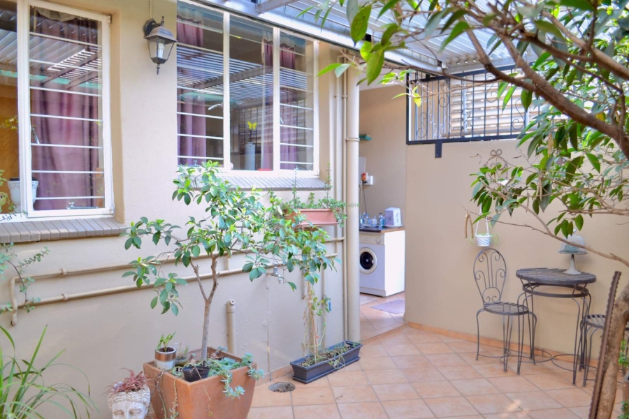 4 Bedroom Property for Sale in Ashlea Gardens Gauteng