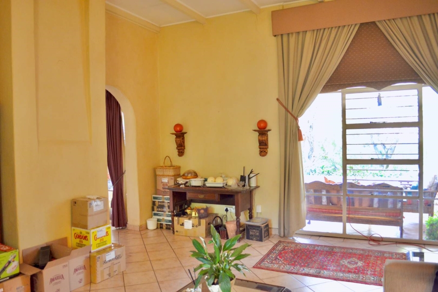 4 Bedroom Property for Sale in Ashlea Gardens Gauteng