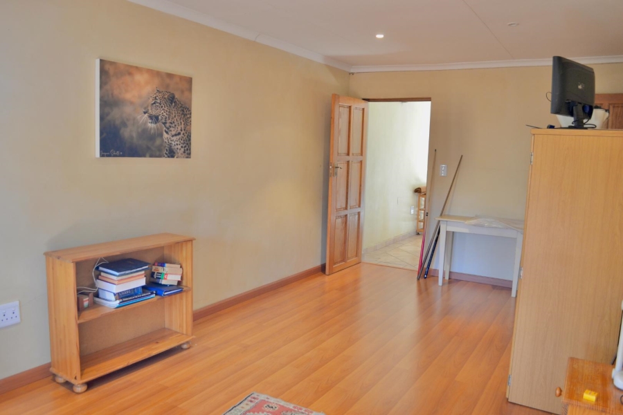 4 Bedroom Property for Sale in Ashlea Gardens Gauteng