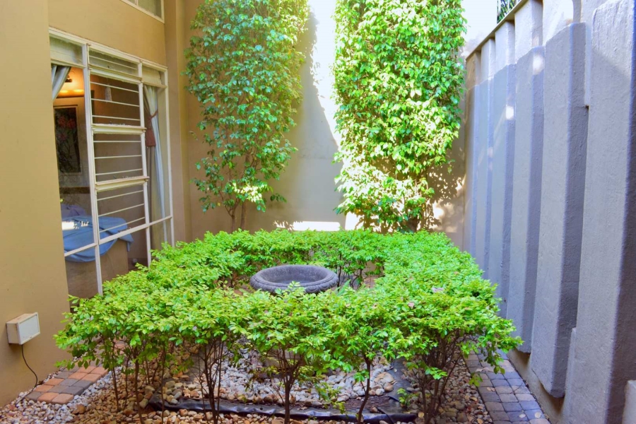 4 Bedroom Property for Sale in Ashlea Gardens Gauteng