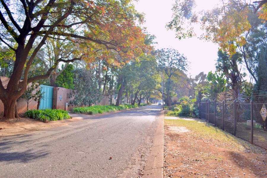 4 Bedroom Property for Sale in Ashlea Gardens Gauteng