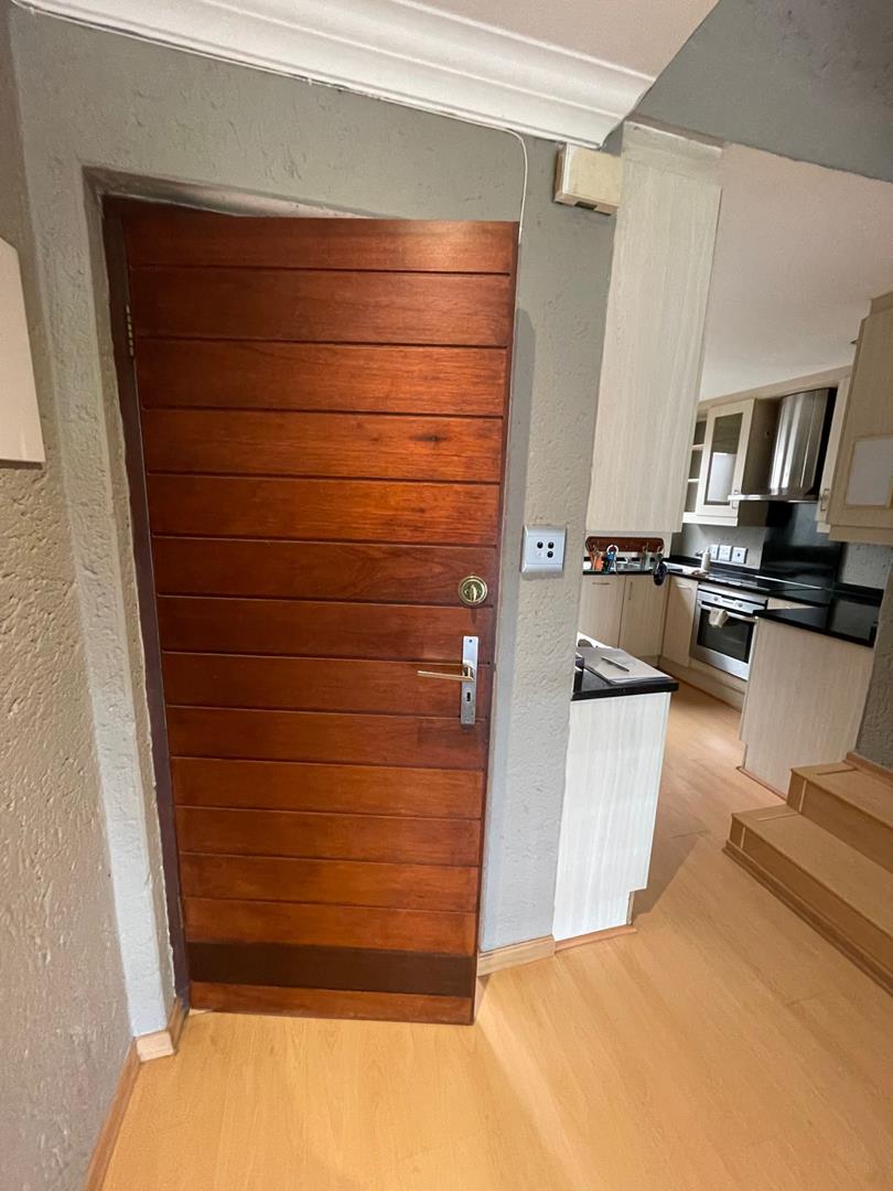 To Let 2 Bedroom Property for Rent in Northcliff Gauteng