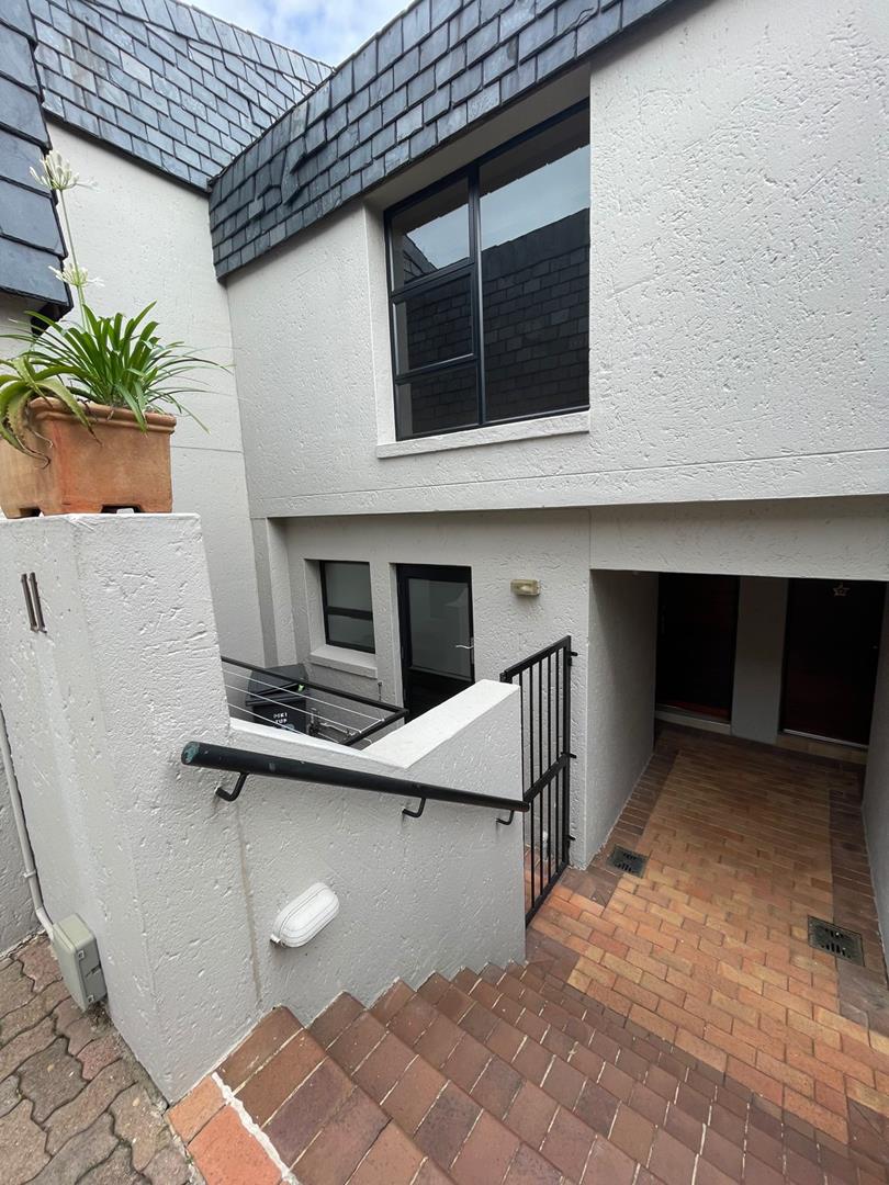 To Let 2 Bedroom Property for Rent in Northcliff Gauteng