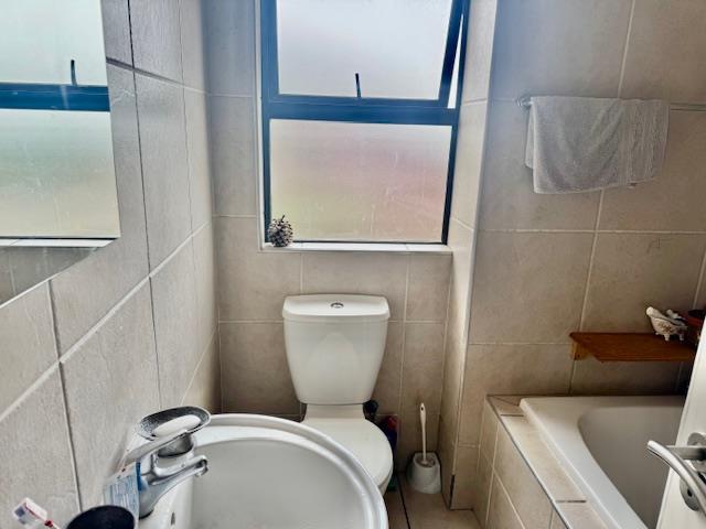 To Let 2 Bedroom Property for Rent in Morningside Gauteng