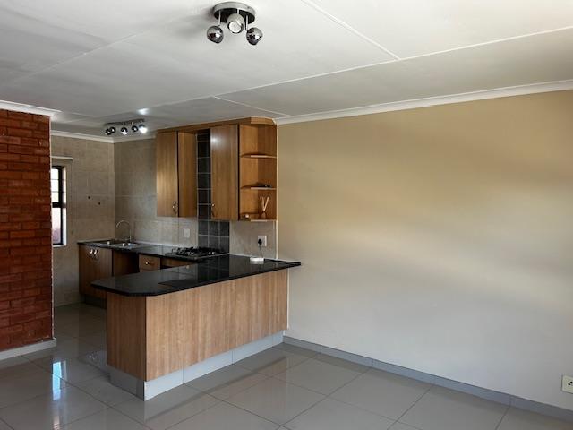 2 Bedroom Property for Sale in Florentia Gauteng