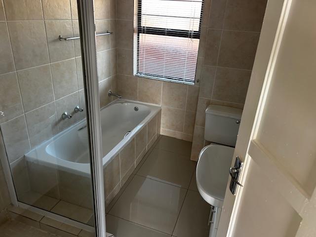 2 Bedroom Property for Sale in Florentia Gauteng