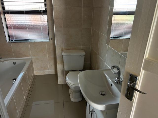 2 Bedroom Property for Sale in Florentia Gauteng