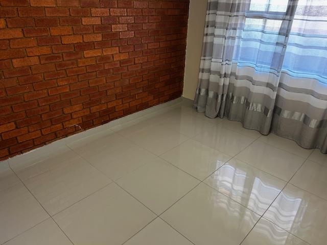 2 Bedroom Property for Sale in Florentia Gauteng