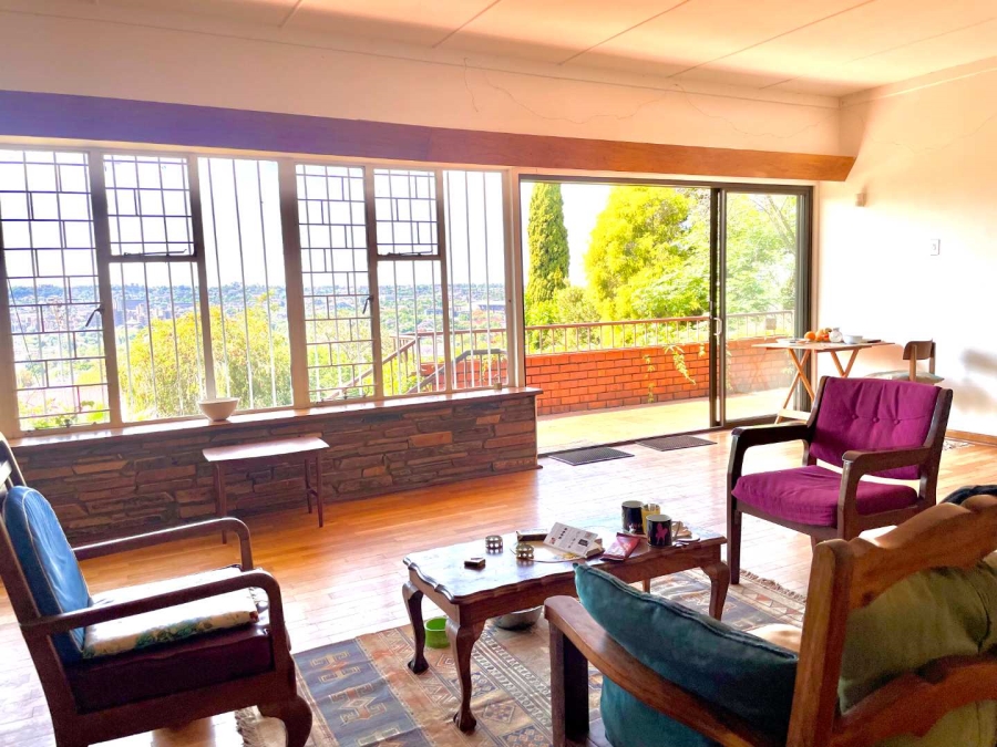 6 Bedroom Property for Sale in Muckleneuk Gauteng