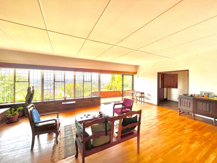 6 Bedroom Property for Sale in Muckleneuk Gauteng