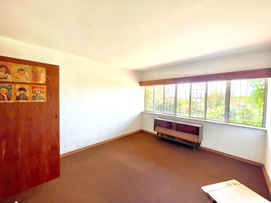 6 Bedroom Property for Sale in Muckleneuk Gauteng