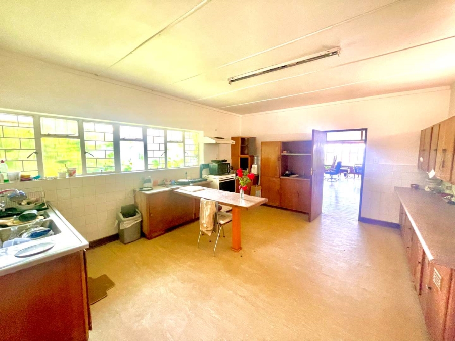 6 Bedroom Property for Sale in Muckleneuk Gauteng