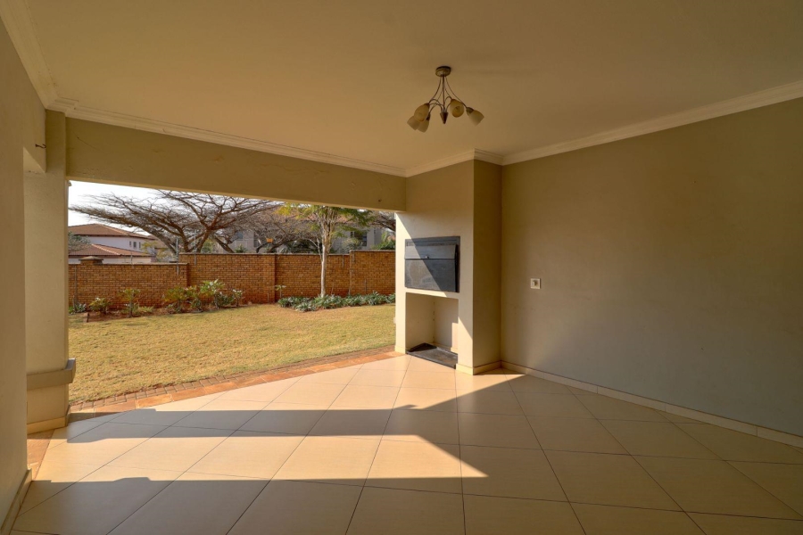 To Let 4 Bedroom Property for Rent in The Wilds Gauteng