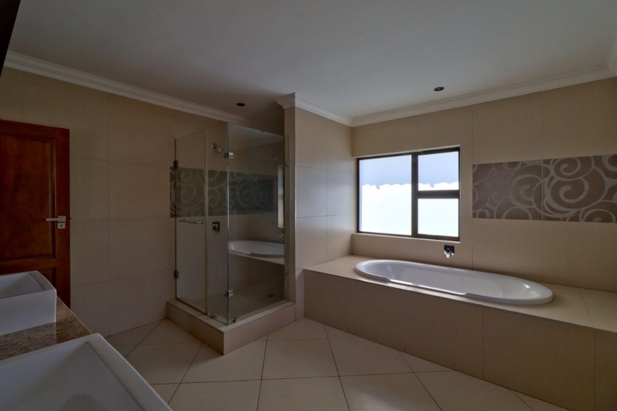 To Let 4 Bedroom Property for Rent in The Wilds Gauteng