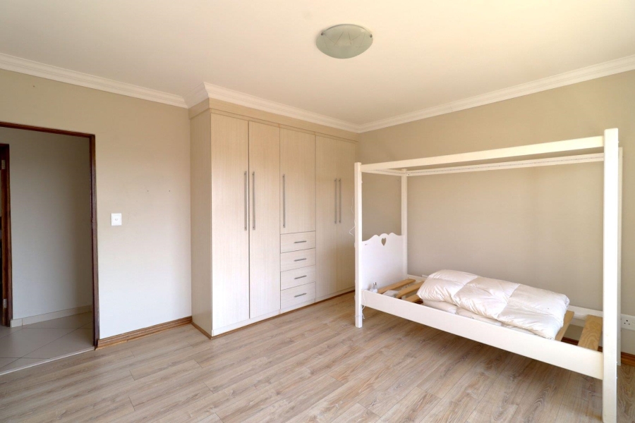 To Let 4 Bedroom Property for Rent in The Wilds Gauteng