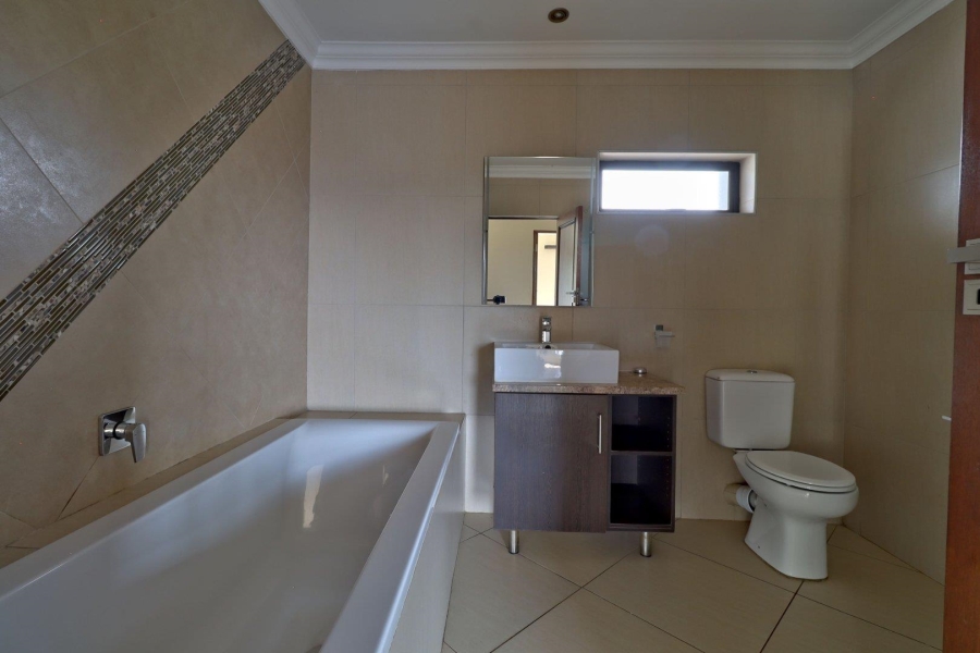To Let 4 Bedroom Property for Rent in The Wilds Gauteng