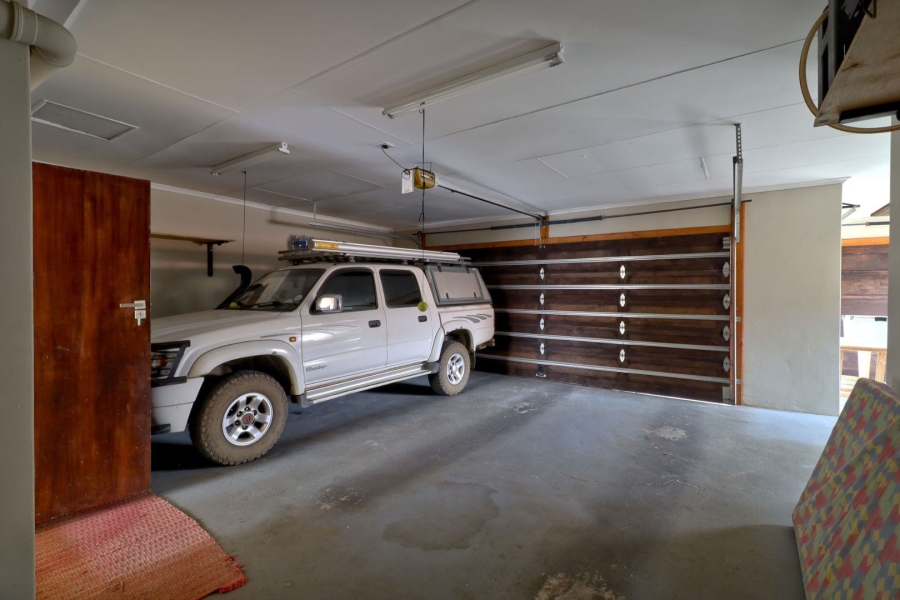 To Let 4 Bedroom Property for Rent in The Wilds Gauteng