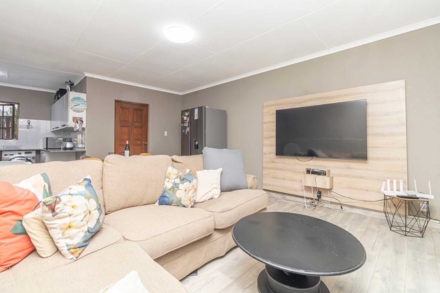 2 Bedroom Property for Sale in Northwold Gauteng