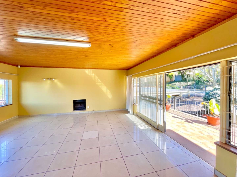 7 Bedroom Property for Sale in Lukasrand Gauteng