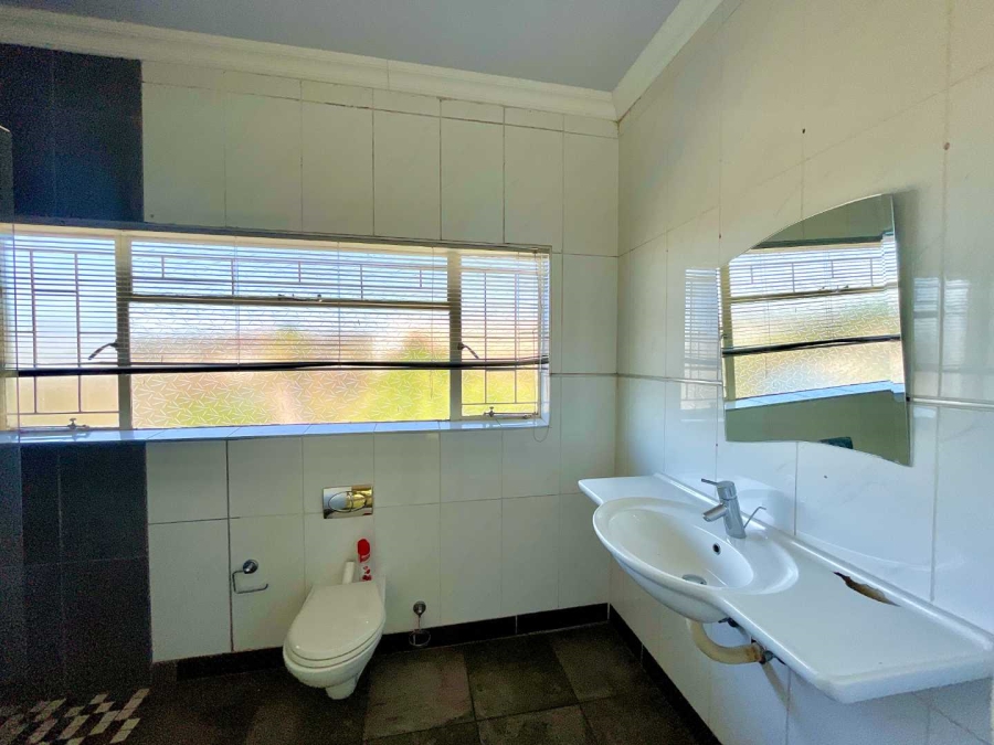 7 Bedroom Property for Sale in Lukasrand Gauteng