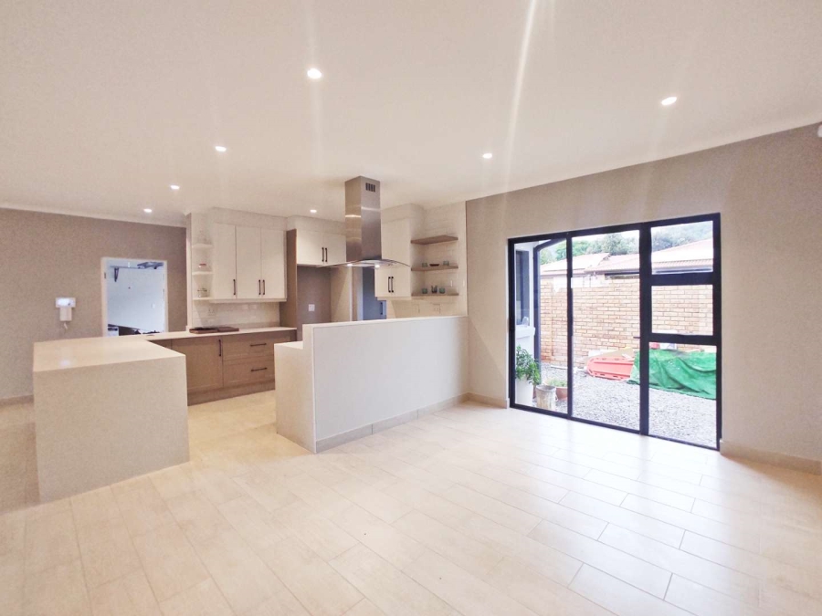 To Let 4 Bedroom Property for Rent in Allens Nek Gauteng