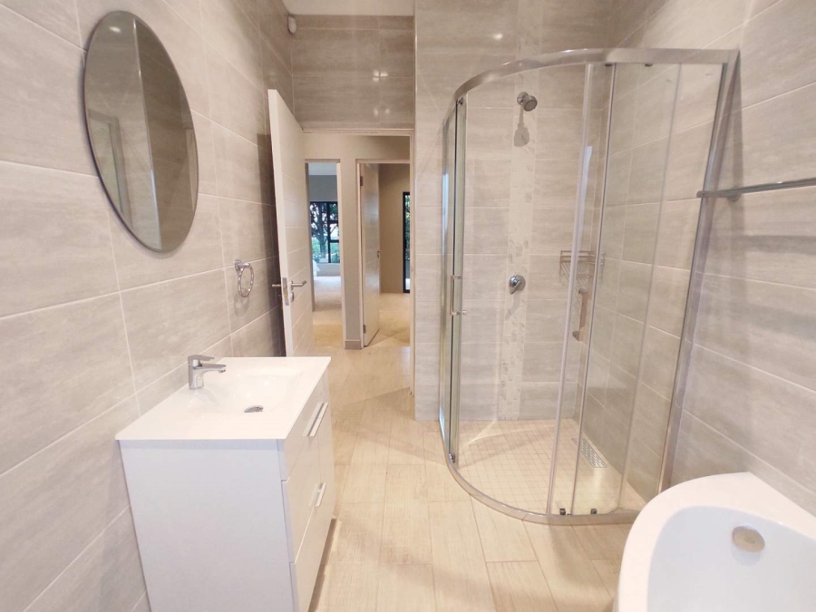 To Let 4 Bedroom Property for Rent in Allens Nek Gauteng